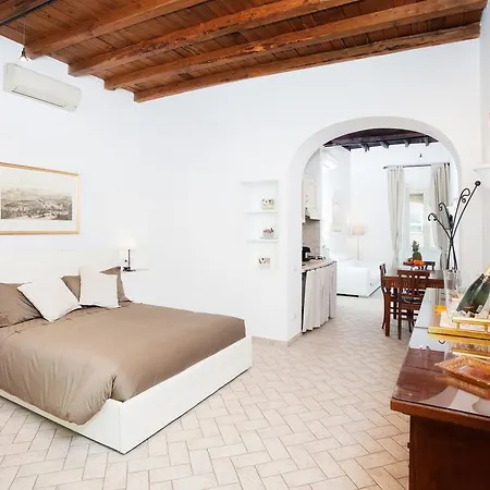 Tritone 91 Apartments-3